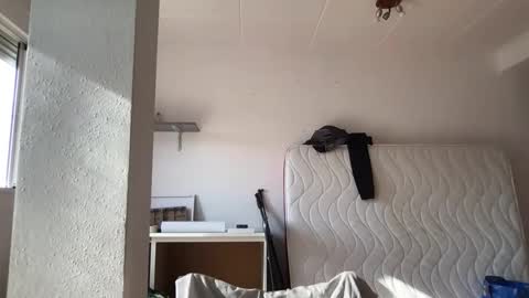 Snapshot of sandropertoni chatting on October 17, 2025, 9:01 am lucas online show from October 17, 2025, 9:01 am