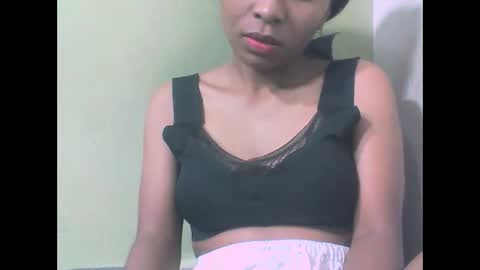 Snapshot of sandy735579 chatting on February 11, 2026, 6:02 pm sandy735579 online show from February 11, 2026, 6:02 pm