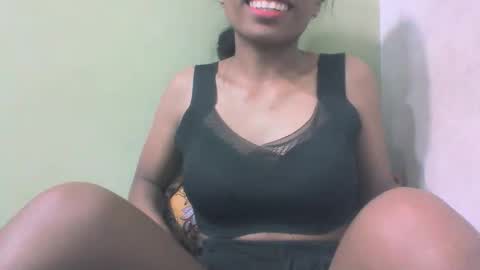 Snapshot of sandy735579 chatting on February 24, 2026, 5:00 pm sandy735579 online show from February 24, 2026, 5:00 pm