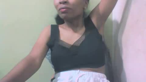 sandy735579 online show from April 2, 2026, 2:37 pm