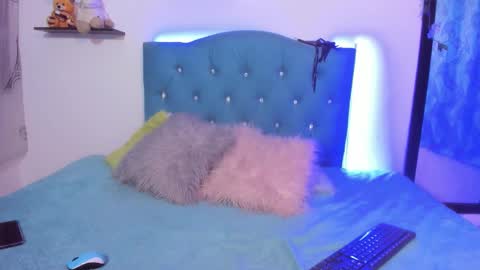 Sandy online show from February 13, 2026, 9:55 pm