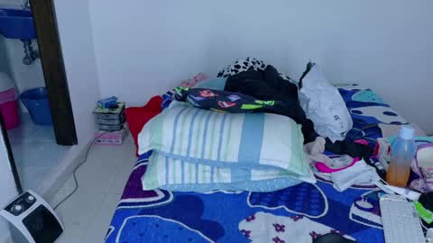 Snapshot of sandylau_ chatting on May 28, 2026, 10:29 pm sandy online show from May 28, 2026, 10:29 pm