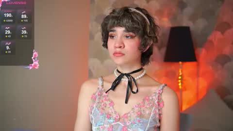 Snapshot of sandzu_ chatting on December 13, 2025, 9:09 pm Viola online show from December 13, 2025, 9:09 pm