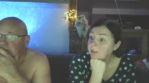 sanroom online show from December 17, 2025, 3:51 pm