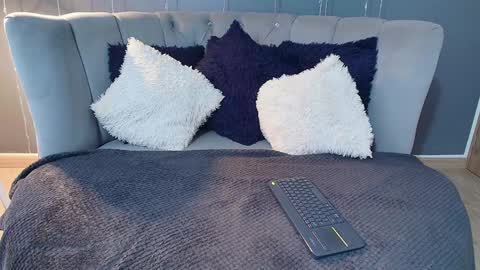 sofia online show from December 4, 2024, 4:54 am