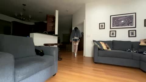 Santana online show from November 28, 2025, 6:38 am