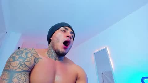 Snapshot of santi__ferrer chatting on September 9, 2025, 6:24 am Santi Ferrer online show from September 9, 2025, 6:24 am