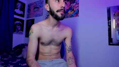 Snapshot of santi_mateo chatting on April 25, 2026, 11:46 pm Santi online show from April 25, 2026, 11:46 pm