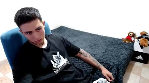 santi_ss online show from October 21, 2025, 12:55 am