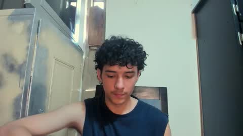Snapshot of santi_twink19 chatting on November 10, 2025, 7:57 pm santi_twink19 online show from November 10, 2025, 7:57 pm