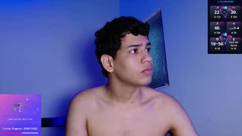 Snapshot of santiago_foxx chatting on February 17, 2026, 5:37 am santi online show from February 17, 2026, 5:37 am