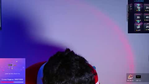 Snapshot of santiago_foxx chatting on February 18, 2026, 7:32 pm santi online show from February 18, 2026, 7:32 pm