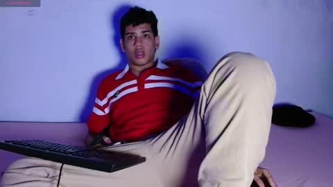 santi online show from March 31, 2026, 9:37 pm