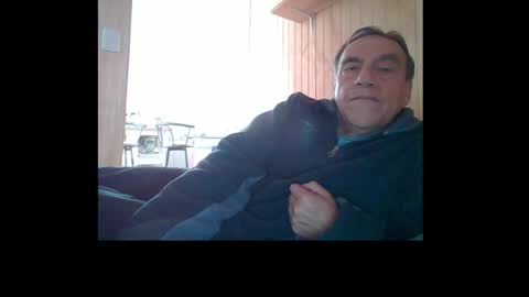 santiago_n online show from July 12, 2026, 3:14 pm