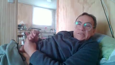 santiago_n online show from July 24, 2026, 7:34 pm