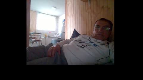 santiago_n online show from July 28, 2026, 9:14 pm