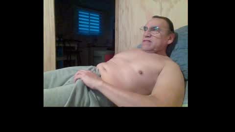 santiago_n online show from July 29, 2026, 11:41 am
