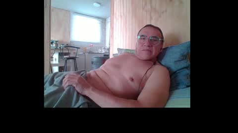 santiago_n online show from August 1, 2026, 1:21 pm
