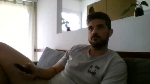 Snapshot of santinogc chatting on November 6, 2025, 9:48 pm Nalguitas online show from November 6, 2025, 9:48 pm