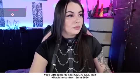 Snapshot of santos_liah chatting on November 13, 2025, 3:11 pm Liah Santos online show from November 13, 2025, 3:11 pm