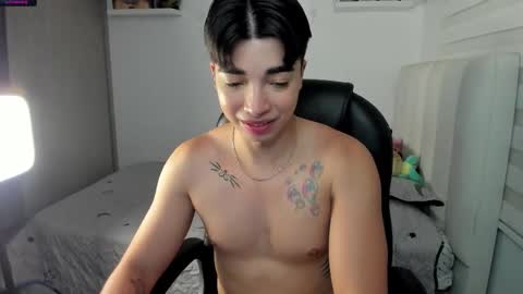 Mr. Santiago online show from November 21, 2025, 1:21 pm