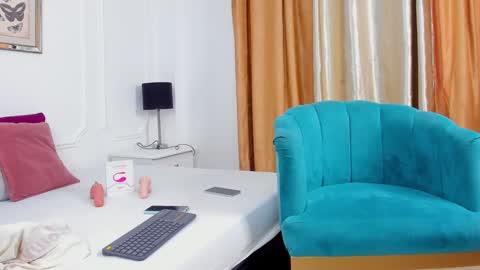 Santiago Carrington online show from December 30, 2024, 9:19 pm