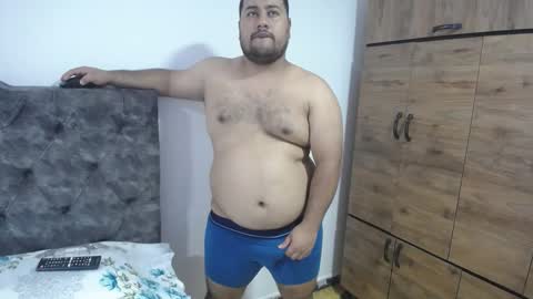 Snapshot of santy_gold chatting on September 11, 2025, 6:52 pm Santiago online show from September 11, 2025, 6:52 pm