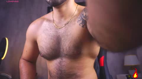 Snapshot of santy_king25 chatting on May 9, 2026, 10:09 am santiago online show from May 9, 2026, 10:09 am