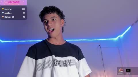 Snapshot of santy_stump chatting on September 11, 2025, 8:53 pm santy_stump online show from September 11, 2025, 8:53 pm