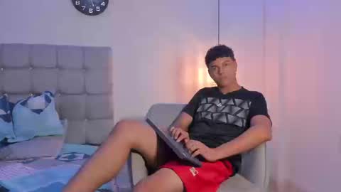 Snapshot of santy_stump chatting on September 22, 2025, 9:50 pm santy_stump online show from September 22, 2025, 9:50 pm