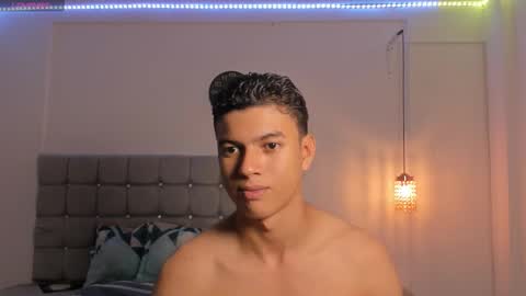 Snapshot of santy_stump chatting on November 16, 2025, 8:47 pm santy_stump online show from November 16, 2025, 8:47 pm