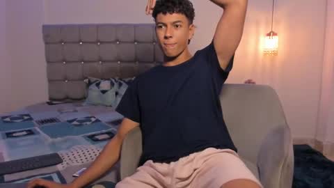 Snapshot of santy_stump chatting on November 29, 2025, 8:34 pm santy_stump online show from November 29, 2025, 8:34 pm