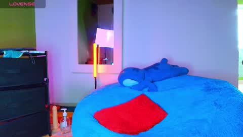 Santyago online show from November 20, 2025, 7:13 pm