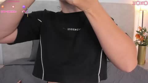 Saori  online show from February 2, 2026, 11:42 am