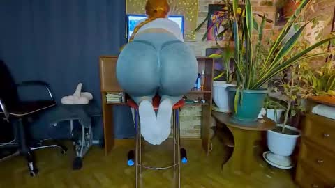 sara  foxy online show from November 30, 2025, 3:32 am