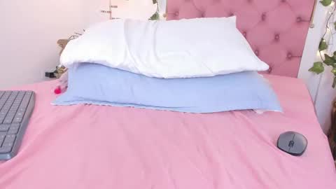 Snapshot of sara__williams chatting on January 21, 2025, 9:57 am Sara online show from January 21, 2025, 9:57 am