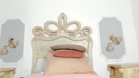 Snapshot of sara__williams chatting on October 12, 2025, 3:38 am Sara online show from October 12, 2025, 3:38 am