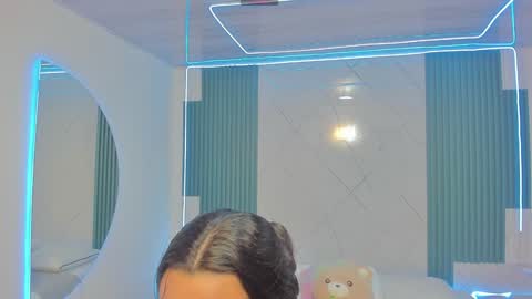 sara allenx online show from January 31, 2025, 11:35 am