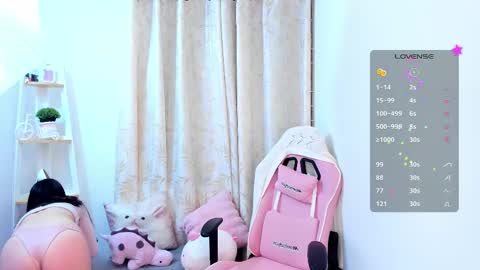 Snapshot of sara_alvarez_ chatting on November 25, 2025, 2:44 am Sara online show from November 25, 2025, 2:44 am