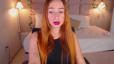 Snapshot of sara_angeelss chatting on November 12, 2025, 6:03 am Sara... online show from November 12, 2025, 6:03 am