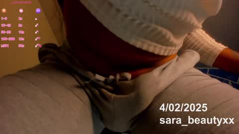 Snapshot of sara_beautyxx chatting on February 4, 2025, 6:06 pm I am Sofia GEMINIS  online show from February 4, 2025, 6:06 pm