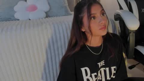 Snapshot of sara_beltran chatting on March 10, 2025, 2:28 am Sara online show from March 10, 2025, 2:28 am