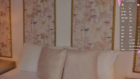 Snapshot of sara_castro24 chatting on April 25, 2026, 8:06 pm Sara online show from April 25, 2026, 8:06 pm