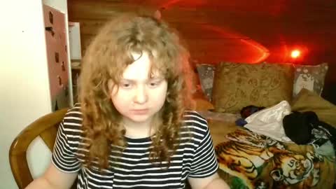 Snapshot of sara_del_sun chatting on April 26, 2026, 8:12 am Sara online show from April 26, 2026, 8:12 am