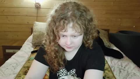 Snapshot of sara_del_sun chatting on May 25, 2026, 9:26 am Sara online show from May 25, 2026, 9:26 am