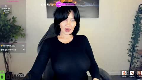 Snapshot of sara_devills chatting on May 18, 2026, 12:40 am Sara online show from May 18, 2026, 12:40 am