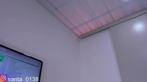 Snapshot of sara_goddess01 chatting on December 20, 2024, 9:39 pm Sara online show from December 20, 2024, 9:39 pm