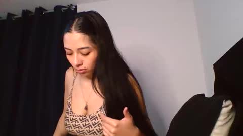 Snapshot of sara_gomez1_ chatting on November 15, 2025, 12:19 am sara_gomez1_ online show from November 15, 2025, 12:19 am