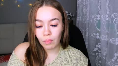 sara_kox online show from January 14, 2025, 5:23 pm