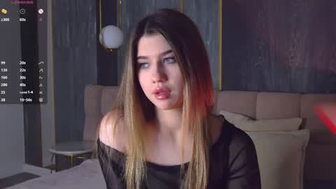 Sara online show from October 11, 2025, 5:22 pm